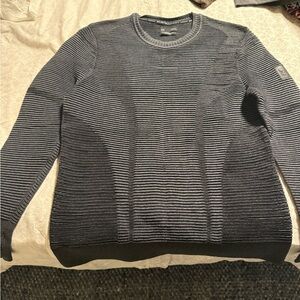 Under Armour Men's Black and Gray Crewneck Sweater
